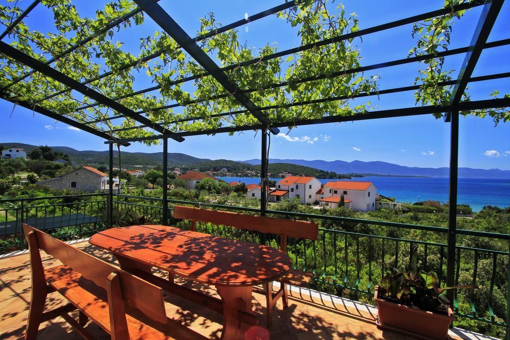 Apartments Duricic Loviste Luaran gambar